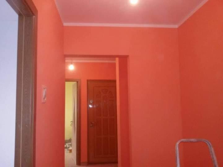 Zugrav glet 10 Lei/ mp lavabil 5 Lei,,